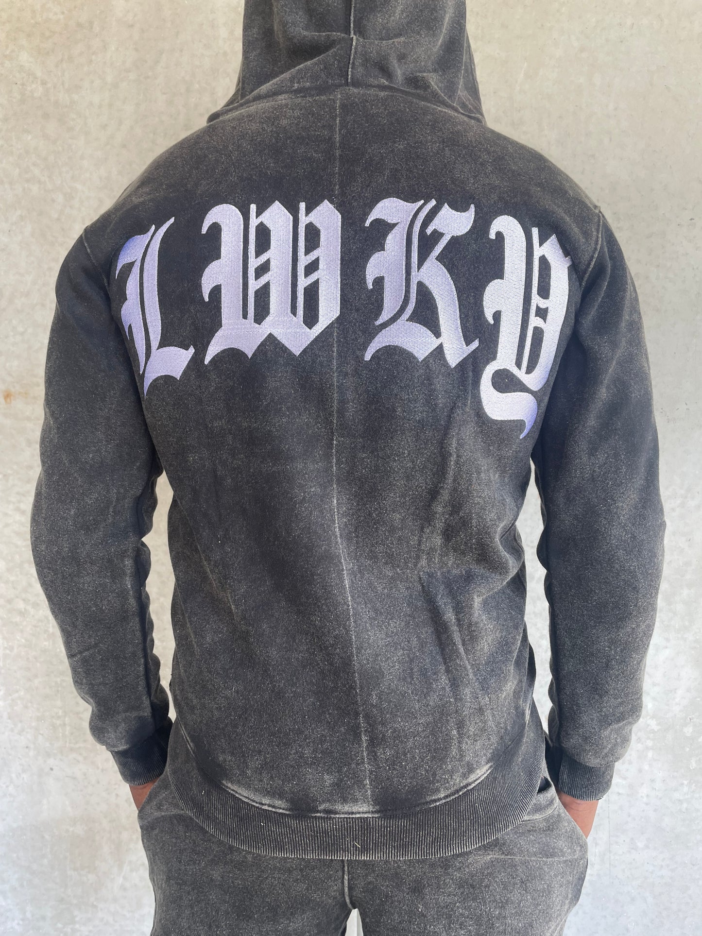 LWKY "OLD ENGLISH" ZIP UP (VINTAGE BLACK)